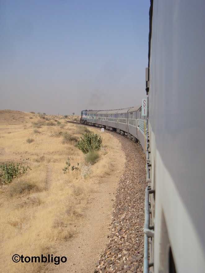 Jaisalmer火车沙漠女王