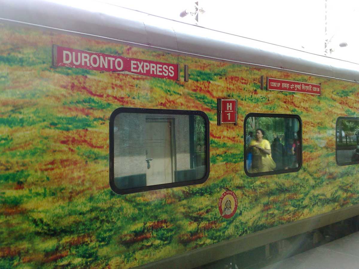 duronto，印度有10列超高速列车