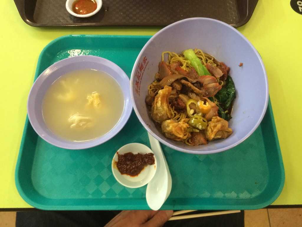 旺顿面，新加坡菜