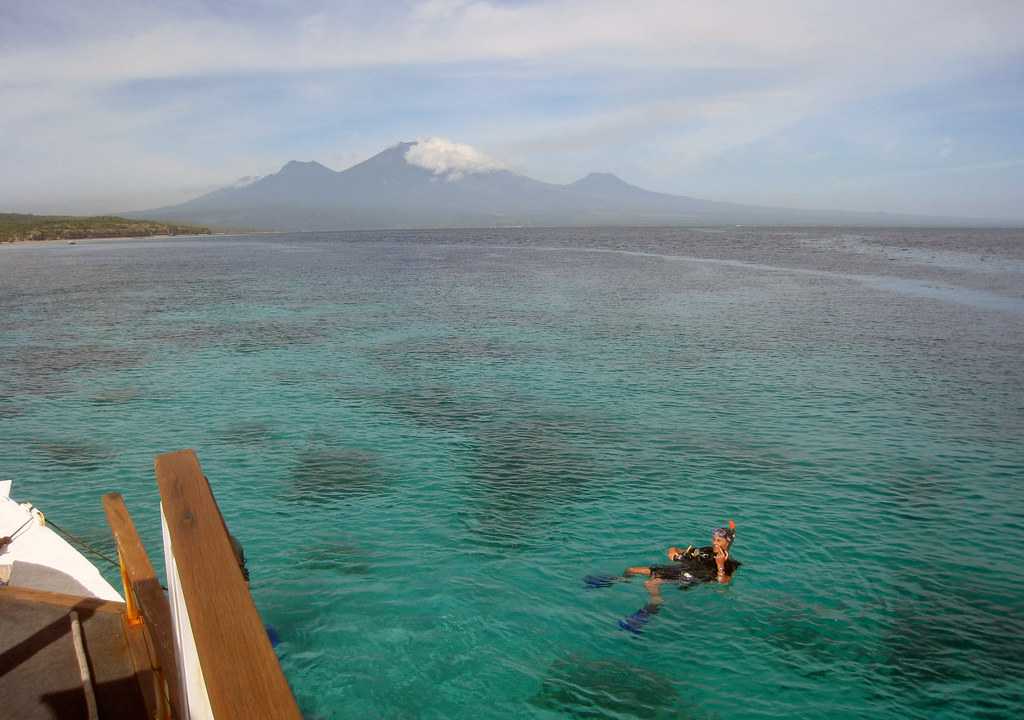 在巴厘岛潜水
