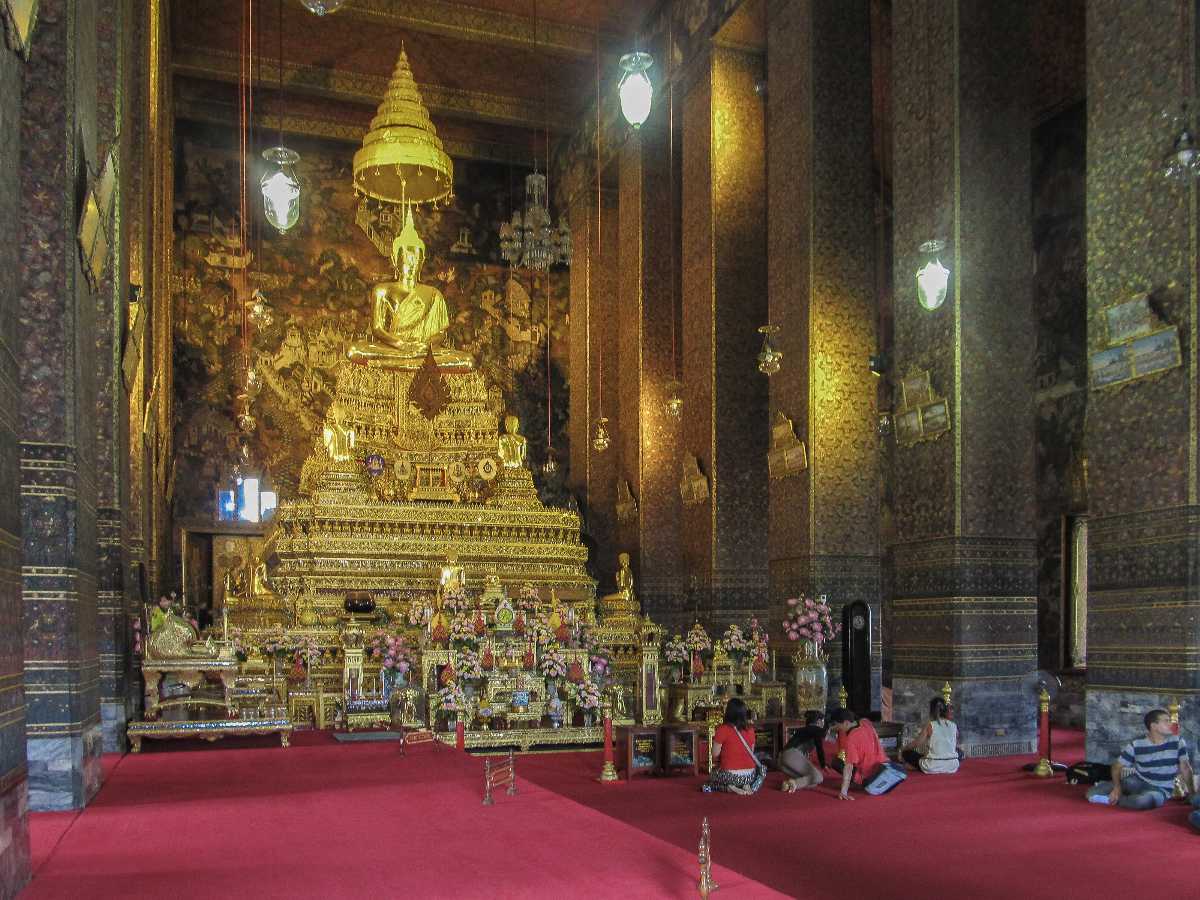 Phra Ubosot在卧佛寺