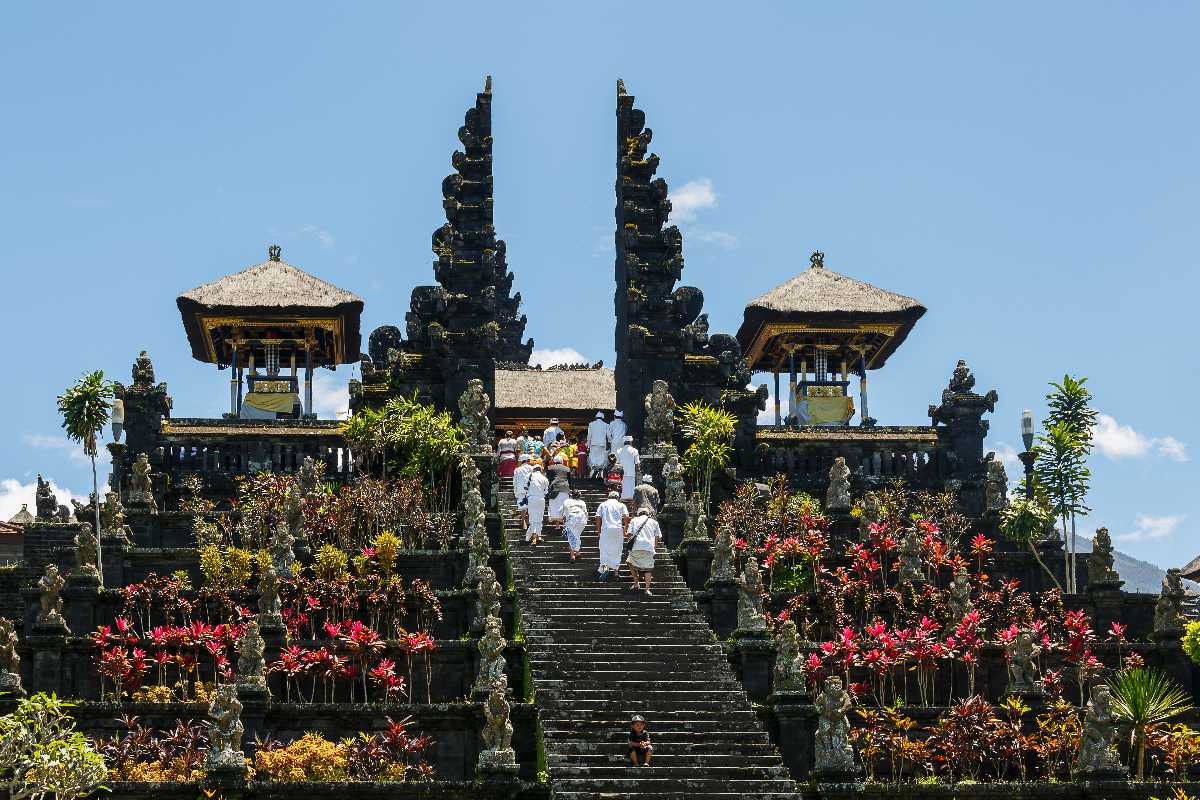 Pura Besakih，母庙被认为是巴厘岛文化中最重要的寺庙之一