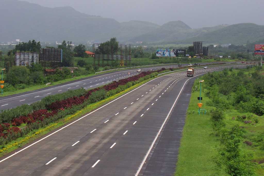 浦那孟买高速公路