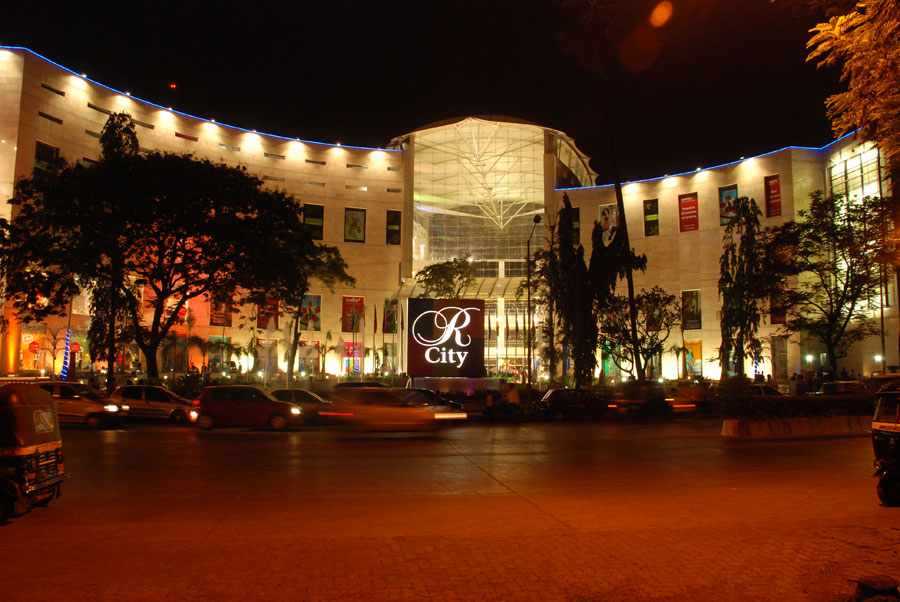 孟买的购物中心，r城购物中心