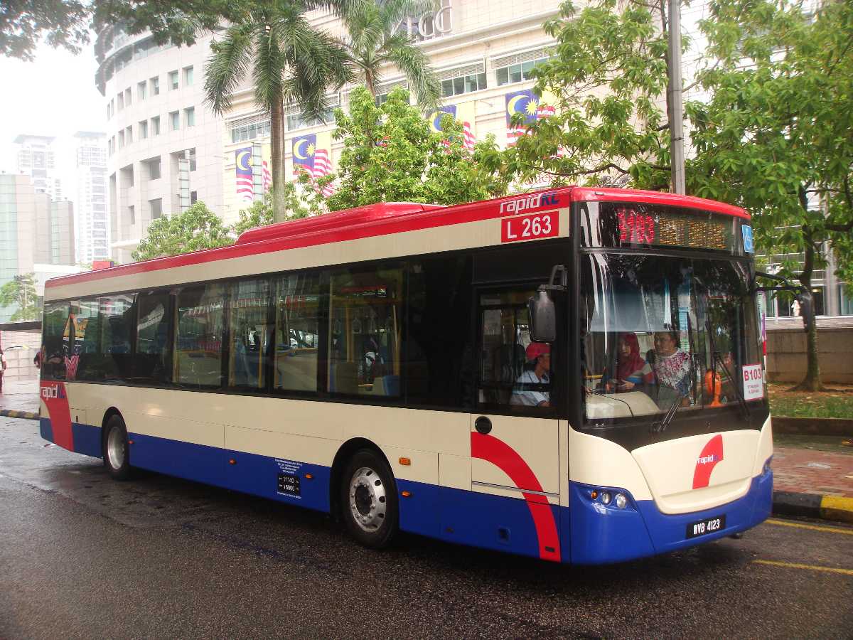 吉隆坡的一辆公共汽车