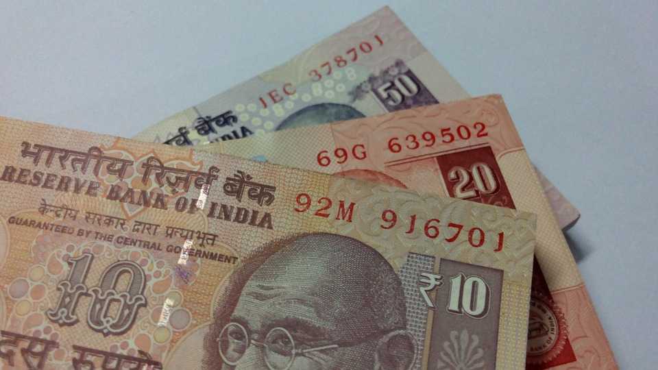 印度货币,货币在不丹