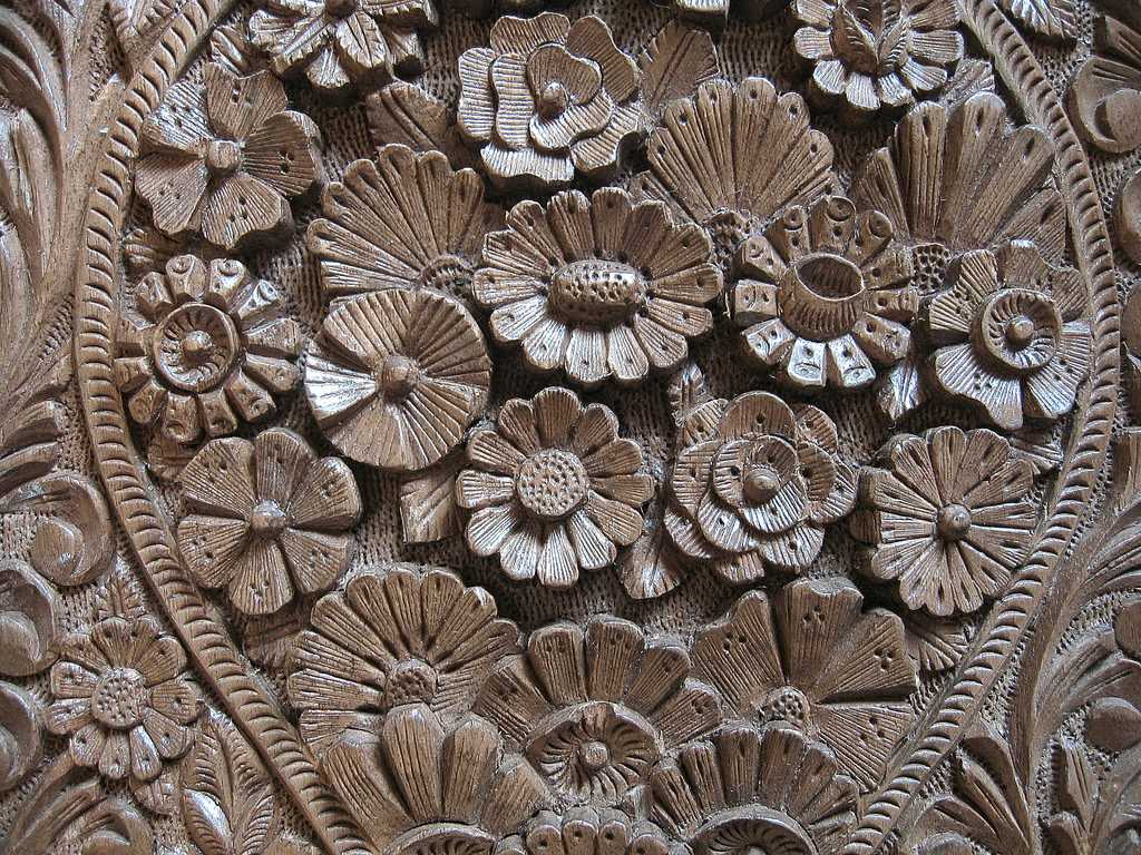 木制雕刻在克什米尔,在斯利那加购物